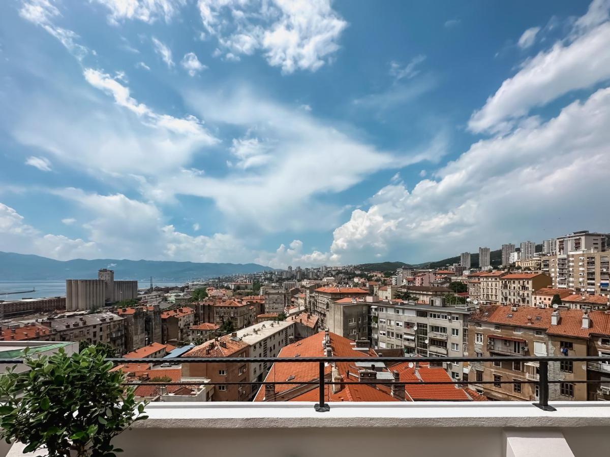 105M2 Penthouse Sea View Rijeka With Free Garage Parking Apartment Екстериор снимка
