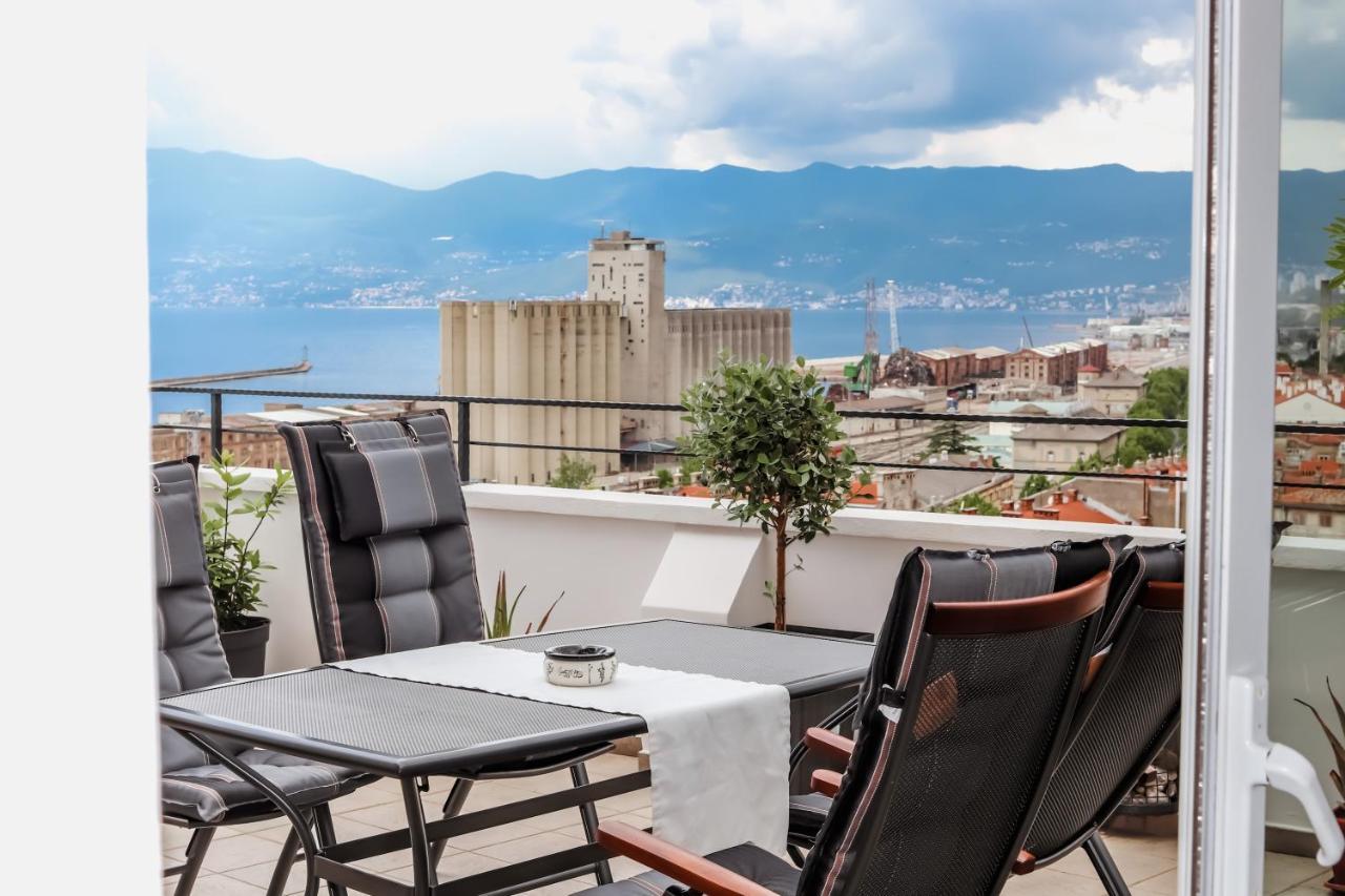 105M2 Penthouse Sea View Rijeka With Free Garage Parking Apartment Екстериор снимка